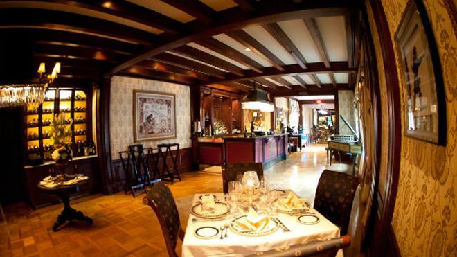 Với số tiền phải trả lên đến 25.000 USD nhưng bạn vẫn phải chờ đến 14 năm để được phục vụ. Ảnh: Doctor Disney