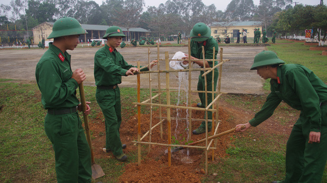 Sư đoàn 324 sôi nổi các hoạt động Tết Ất Mùi