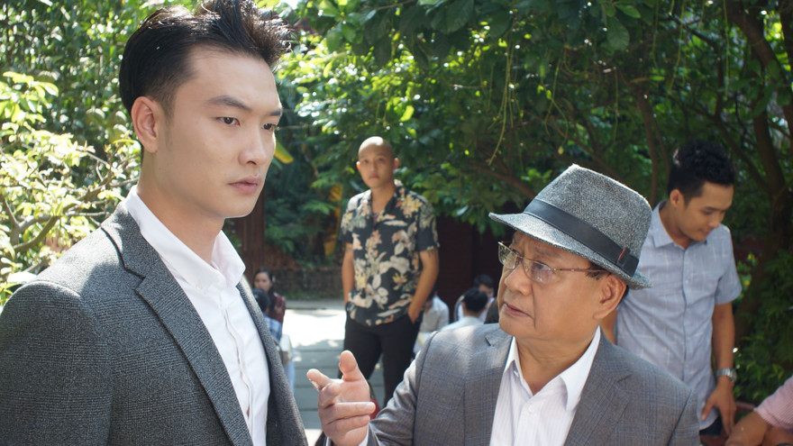 Cuộc sống 'hai mặt' của NSND Tiến Đạt - Tài cáo già trong 'Cô gái nhà người ta' 