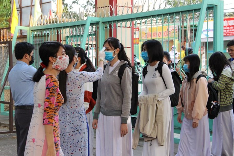 Bình Dương điều tra lý lịch di chuyển của gần 30.000 học sinh