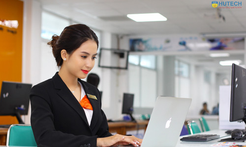 Kinh doanh thương mại là học cách quản trị và xây dựng chiến lược mua bán ở cấp vĩ mô