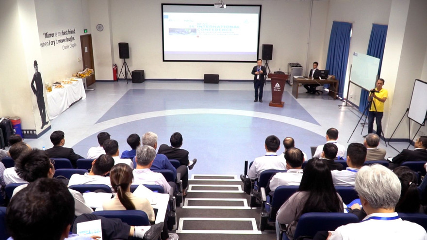 Các chuyên gia tham gia hội thảo