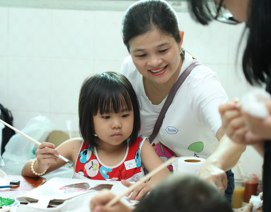 Tháng hội họa đồng hành cùng bệnh nhân ung bướu