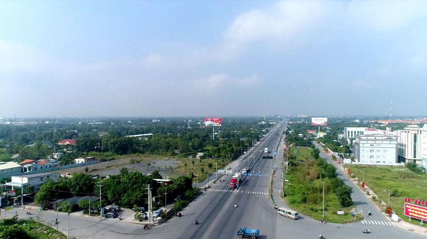 Hạ tầng phát triển khiến các quận, huyện ở TP.HCM và các tỉnh miền Tây xích lại gần hơn