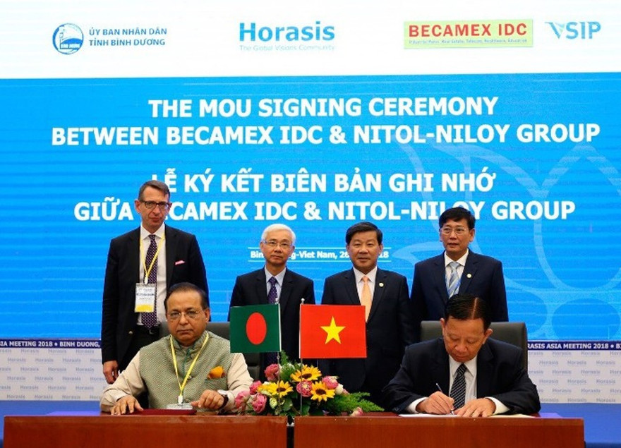 Becamex IDC ký kết hợp tác với các DN nước ngoài tại Horasis 2018