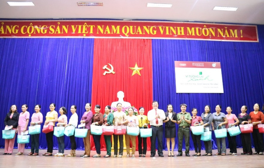 'Agribank- Vì tương lai xanh': Hành động từ những điều nhỏ nhất