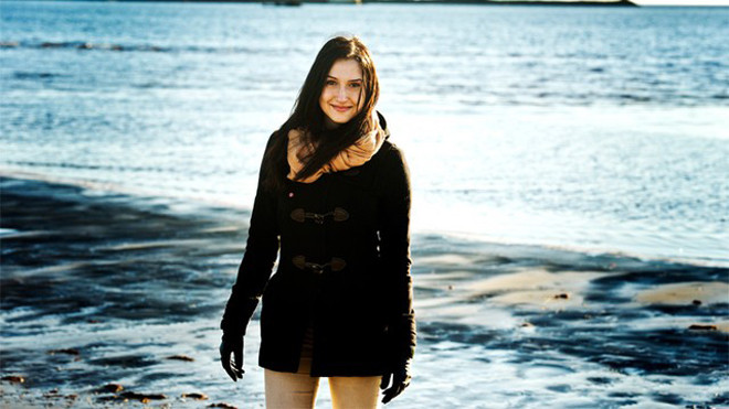 Dung nhan xinh như minh tinh của nữ bộ trưởng 28 tuổi