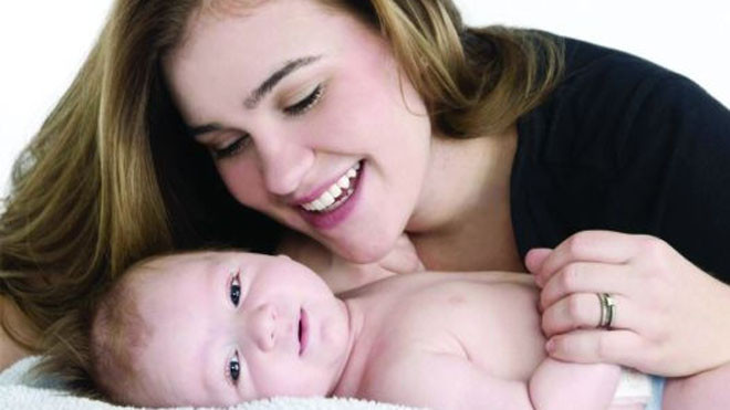 Hãy theo dõi sức khỏe cẩn thận để mẹ và bé luôn khỏe mạnh