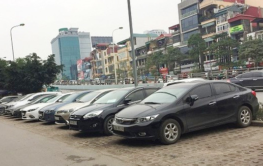 Dịch vụ cho thuê ôtô tự lái đắt khách dịp lễ 30/4