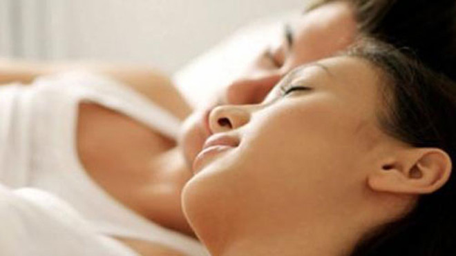 'Thằng nhỏ'… đơ luôn vì nghỉ mần ăn lâu quá?