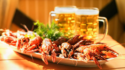 Bệnh nhân gout cần tránh những thực phẩm chứa nhiều đạm - Ảnh: Shutterstock