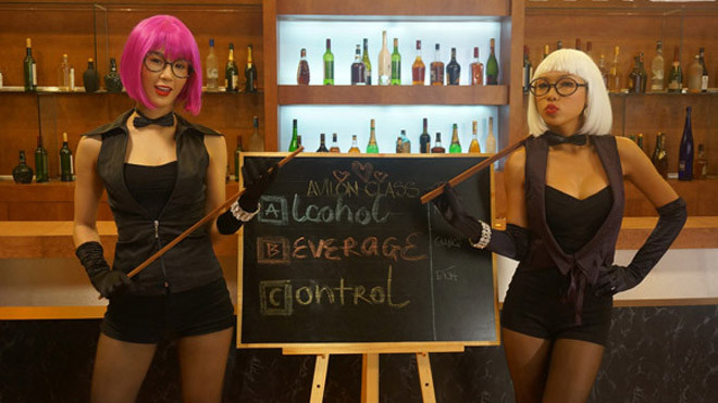 Diệp Lâm Anh và bạn diễn MiLan Lê trở thành cặp bài trùng trong phim "Bếp hát"