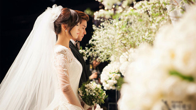 Nghi án “hôn nhân giả” lớn nhất của showbiz Việt