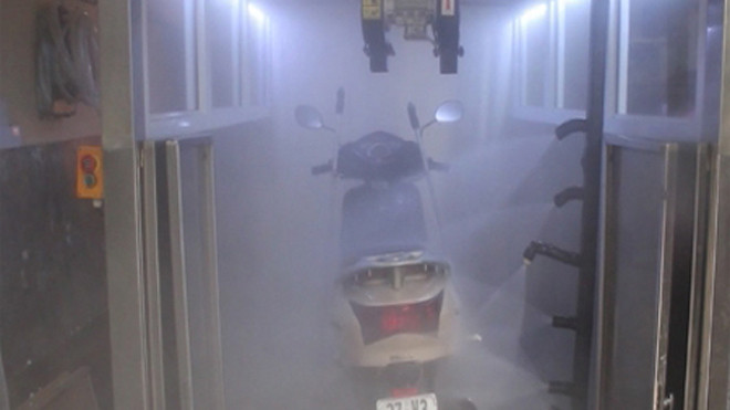 Máy rửa xe tự động 'made in Việt Nam'