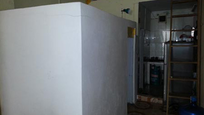 Lô cốt chị Miên xây giữa nhà nhốt con gái 9 tuổi