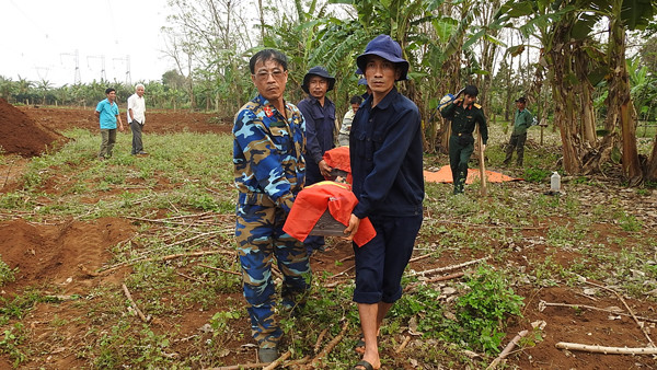 13 hài cốt liệt sĩ được Đội 584 tìm thấy và cất bốc tại xã Gio An.