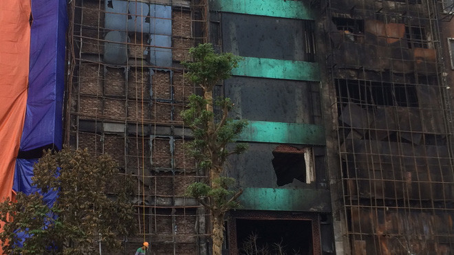 Hiện trường vụ cháy quán karaoke khiến 13 người chết hôm 1/11.