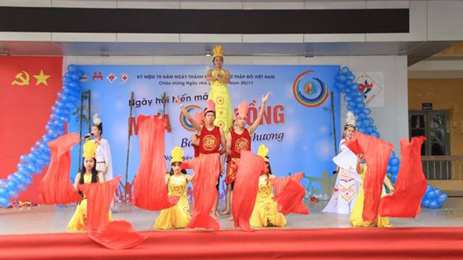 Các hoạt động giao lưu tại ngày hội hiến máu. Ảnh: BTC.