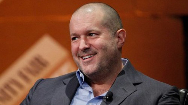 Người phụ trách thiết kế sản phẩm của Apple, Jonathan Ive.
