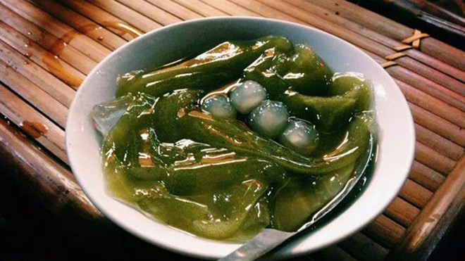 Công dụng chữa bệnh ít biết của thạch đen, thạch xanh