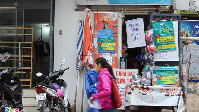 Ngành kinh doanh SIM thẻ đang chao đảo vì thu hồi SIM rác. Ảnh: Minh Hoàng.