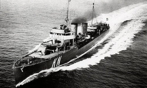 Tàu HNLMS Kortenaer trước khi chìm trong hải chiến Java năm 1942. Ảnh: Wikipedia