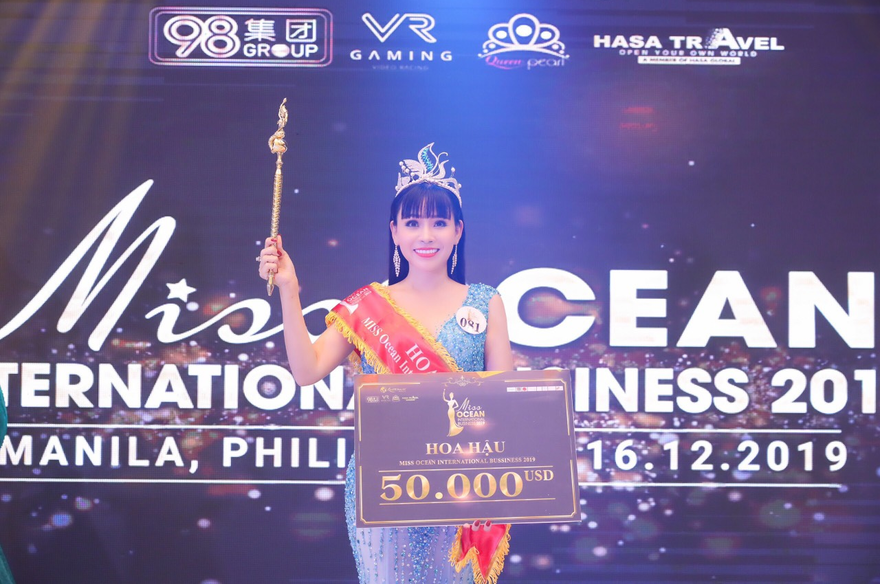 Tài năng và bản lĩnh- Tân hoa hậu Phạm Bích Thủy nhận được nhiều lời khen ngợi trong đêm chung kết.