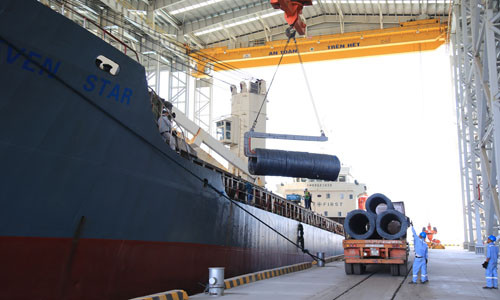 Đến cuối tháng 11, thép Hòa Phát sản xuất và cung cấp gần 2,5 triệu tấn thép chất lượng cao cho thị trường trong và ngoài nước