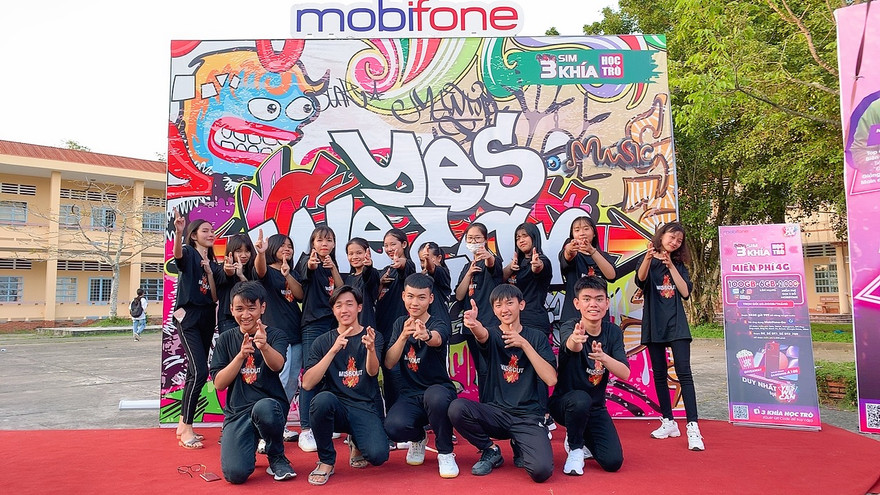 Học sinh rực rỡ lửa thanh xuân với cuộc thi Dancefest - Dân Vũ Yes We Can