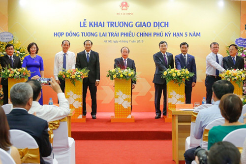 Tháng 7/2019, sản phẩm hợp đồng tương lai TPCP đã chính thức được ra đời, bổ sung thêm công cụ phòng vệ rủi ro cho nhà đầu tư