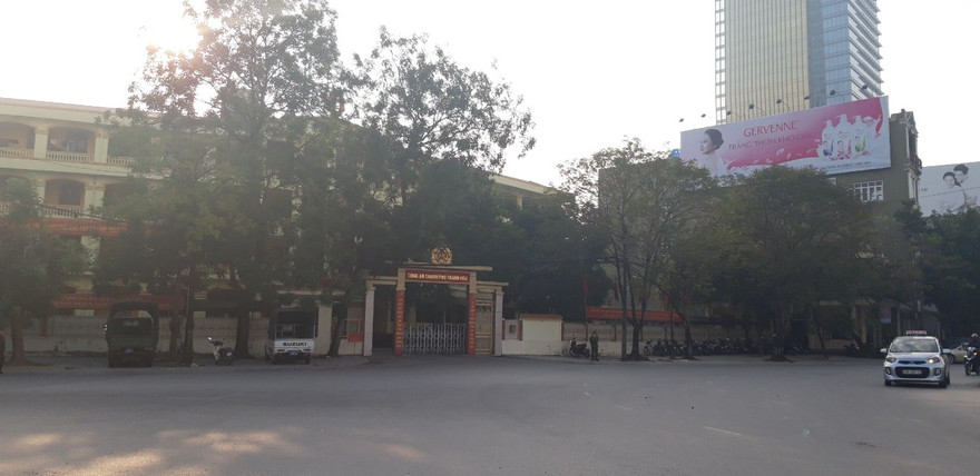 Tạm đình chỉ công tác Trưởng Công an bị tố nhận tiền 'chạy án'