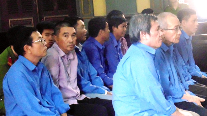 Các bị cáo tại tòa. Ảnh: Tân Châu
