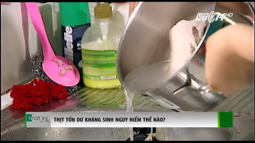Thịt tồn dư kháng sinh nguy hiểm thế nào?