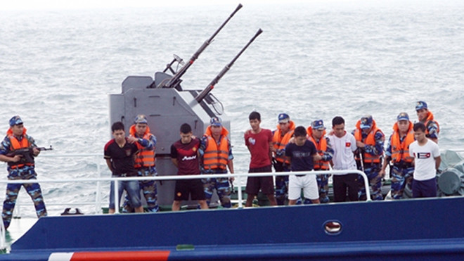 Diễn tập phòng chống cướp biến. Ảnh: Báo Giao thông. 