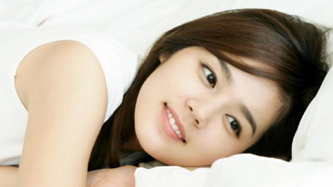 Hãy biết cách chăm sóc da buổi tối để luôn đẹp rạng rỡ.