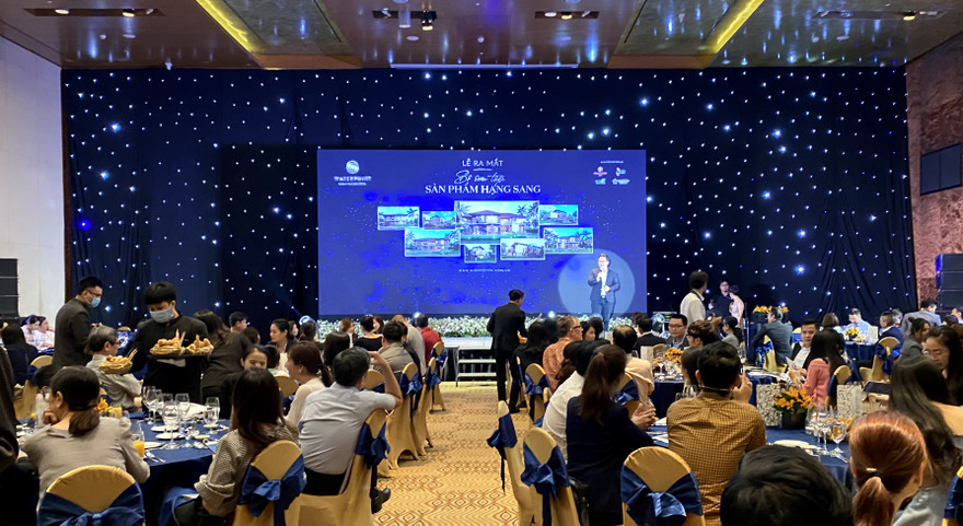 Bộ sưu tập sản phẩm hạng sang Waterpoint hút khách trong ngày đầu ra mắt