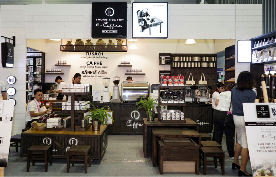 Công bố kết luận giám định chữ ký vụ giả tài liệu tại công ty cổ phần hòa tan Trung Nguyên