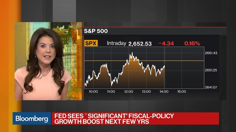 Julia Chatterley từng là người dẫn chương trình chính cho 2 chương trình tài chính “Bloomberg Market” và “What’d you miss?” trên kênh Bloomberg