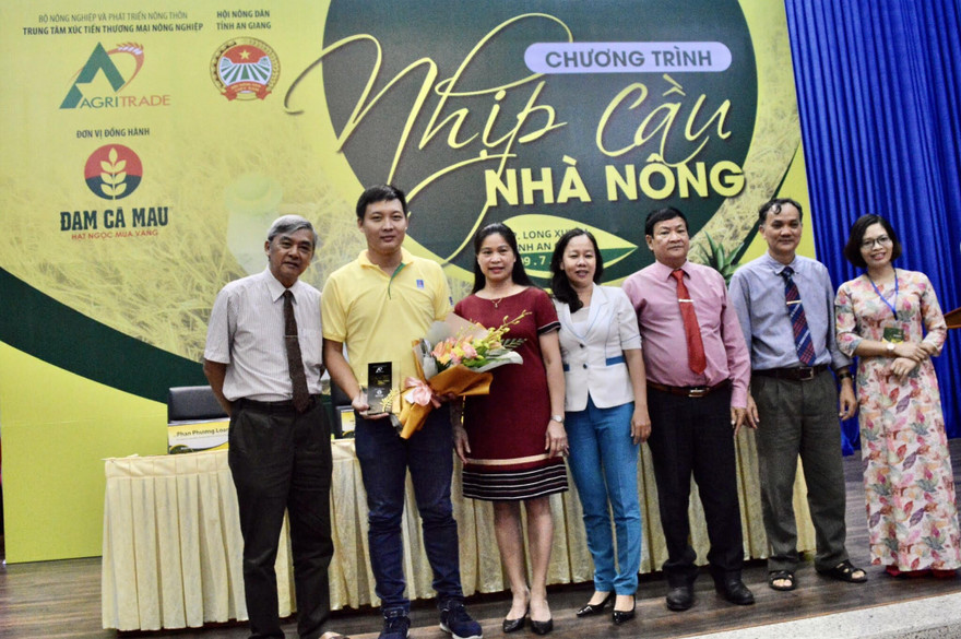 Đạm Cà Mau đồng hành cùng chương trình