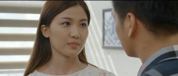 'Trà tiểu tam' kể áp lực cảnh nóng trong 'Hoa hồng trên ngực trái'