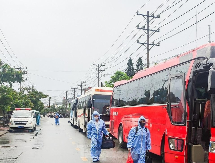 14 ca liên quan đến 'Cô chủ nhỏ', một thị xã ở Bình Dương giãn cách xã hội