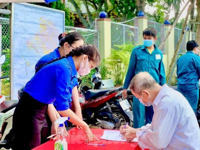 Bình Dương hỏa tốc chỉ đạo công an điều tra người khai y tế gian làm lây lan dịch