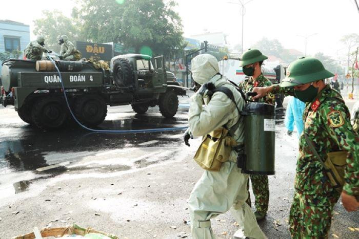 Bệnh viện Quân đoàn 4 tạm ngưng vì có ca nghi mắc COVID-19