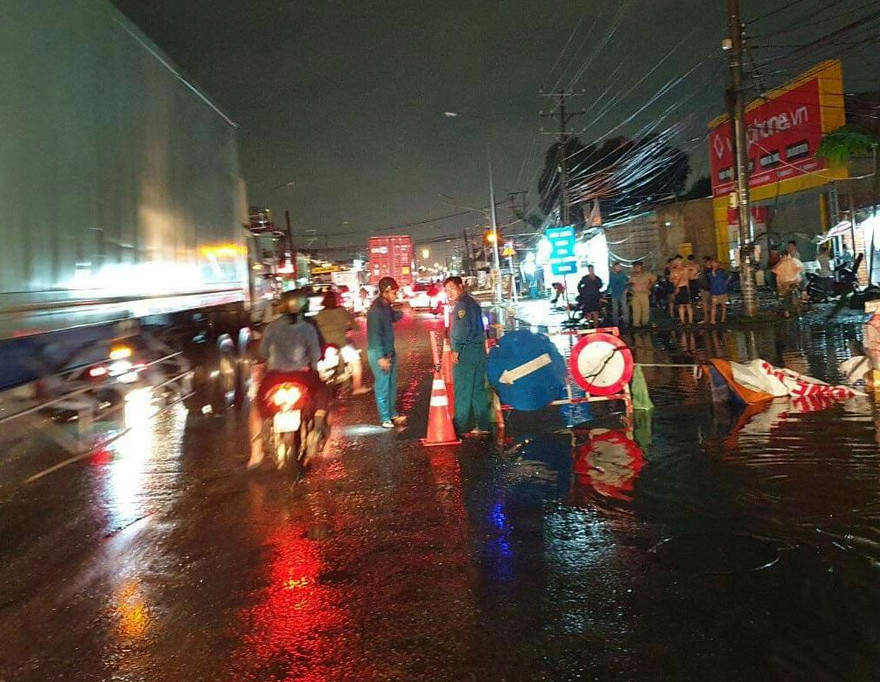 Đến bệnh viện thăm mẹ, bé gái 2 tuổi bị container cán chết thương tâm 