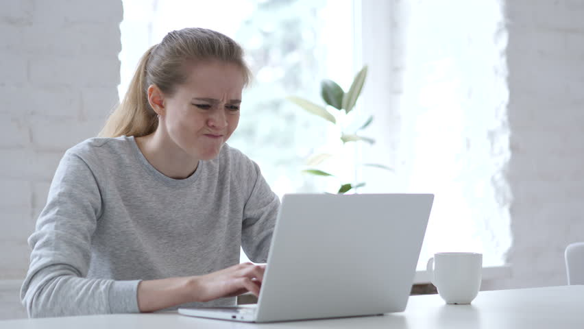 Những khó khăn và thách thức khi tự học IELTS tại nhà