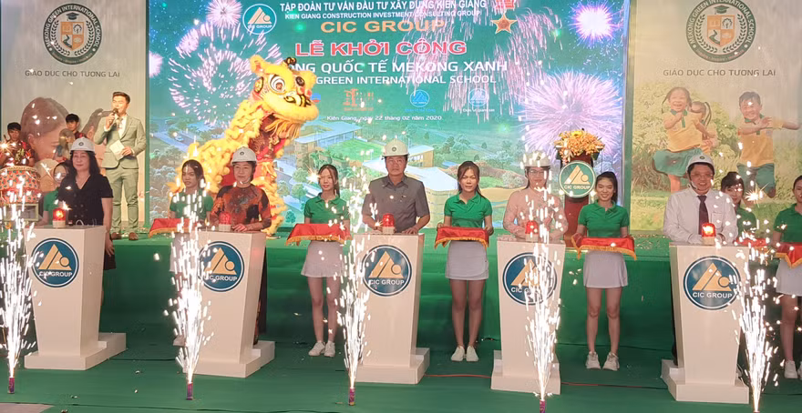 Cắt băng khởi công Trường Quốc Tế Mekong Xanh.