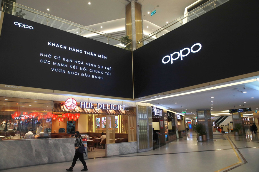Những hình ảnh quảng cáo mang thông điệp cảm ơn các đối tác của OPPO cho thấy sự văn minh của một thương hiệu