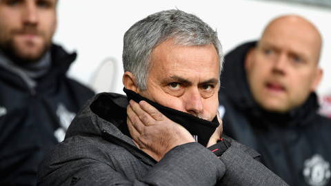 Mourinho: 'Vài cá nhân của M.U không muốn chơi bóng'