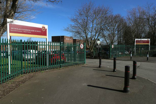 Trường Nicholas Chamberlaine bị phụ huynh chỉ trích vì tiết lộ sự thật về ông già Noel. Ảnh: BPM Media