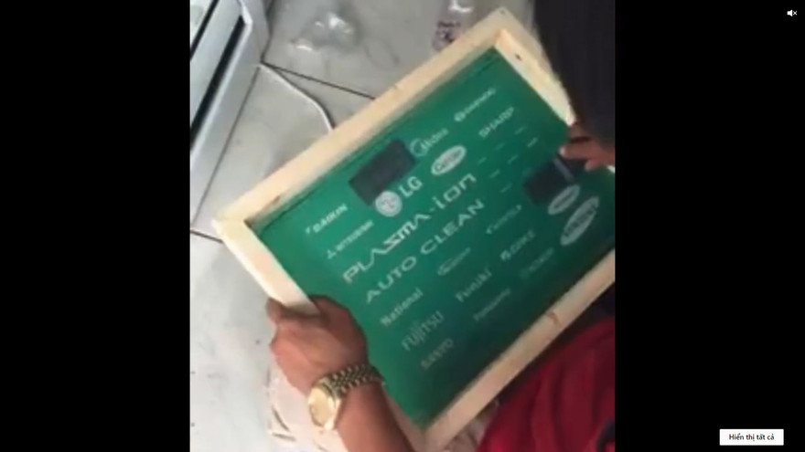 'Đóng mác' thương hiệu cho điều hòa trước khi đưa ra thị trường. Ảnh cắt từ clip